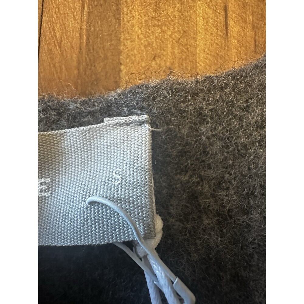 Everlane charcoal grey wool yak hair knit cozy stretch crop bralette tank top S - Picture 6 of 11